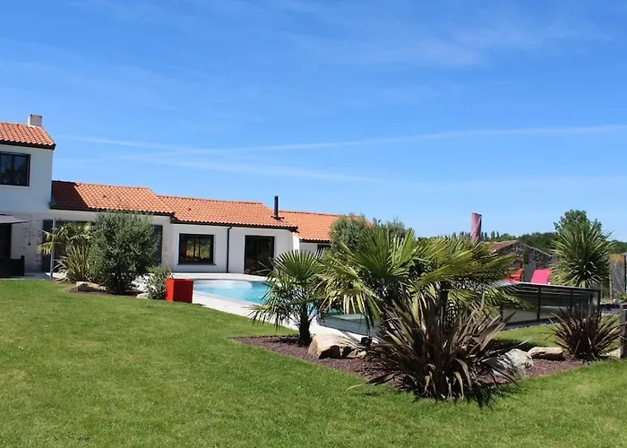 Villa Grand Standing Avec Piscine Proche Nantes